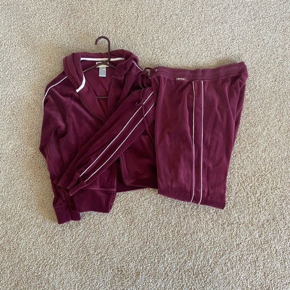 New York Laundry Pants - Velour Tracksuit